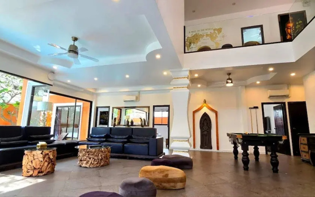 TUCHELAND Luxury Pool Villa Pattaya Walking Street