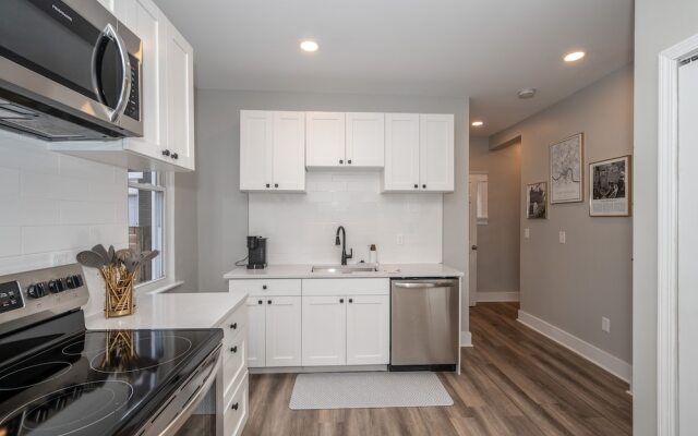 The Luxe Spot Suites