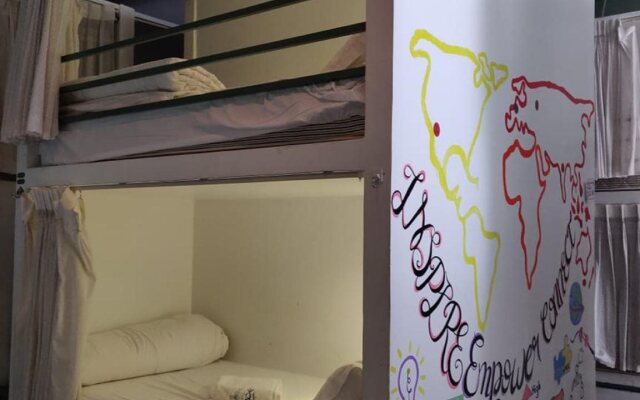 TRIBE THEORY - Startup Hostel for Entrepreneurs & Digital Nomads