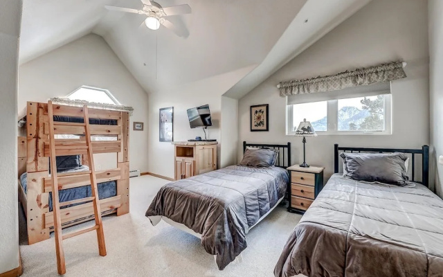 The Pointe 101F by RedAwning