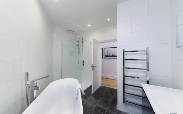 Garrick Mansions by Aeria Apartments