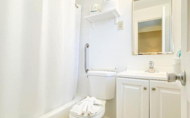 Ocean Court Beachfront Hotel