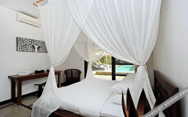 Acacias Villa