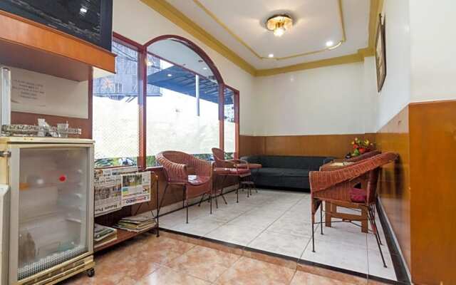 OYO 2422 Rama Hotel
