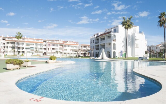 Marineu Playa Romana Village