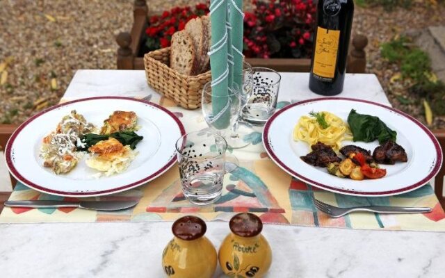 Logis Auberge Du Peras