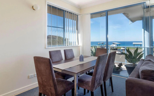 Nautilus 6 Beach Front Bliss