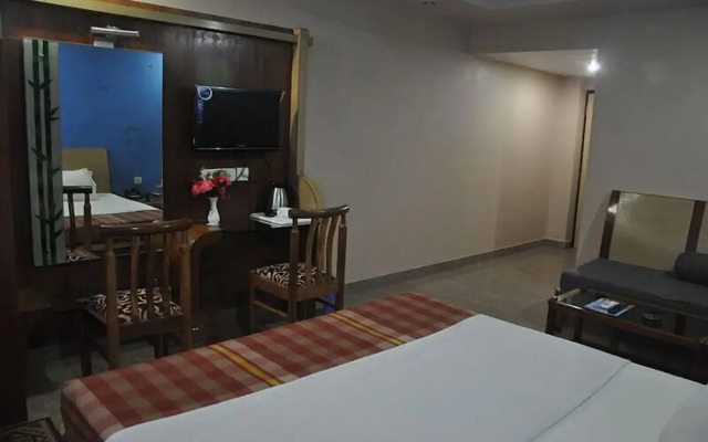 Hotel Naren Palace
