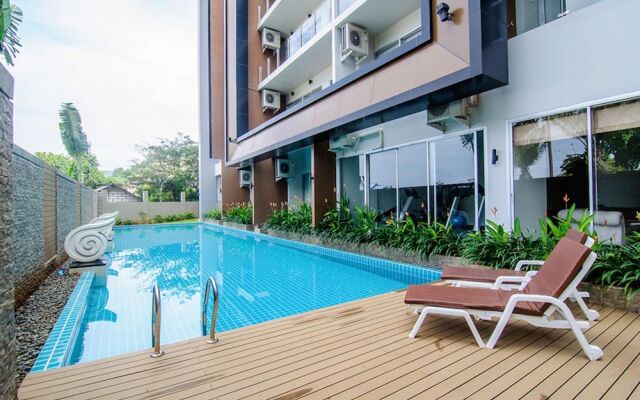 Seventh Condo Karon