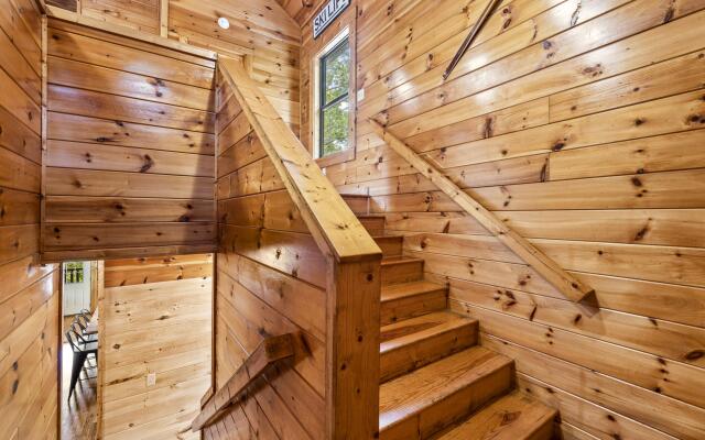 A Smoky Hideaway in Gatlinburg