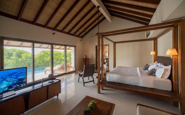 The Residence Maldives at Dhigurah Hotel