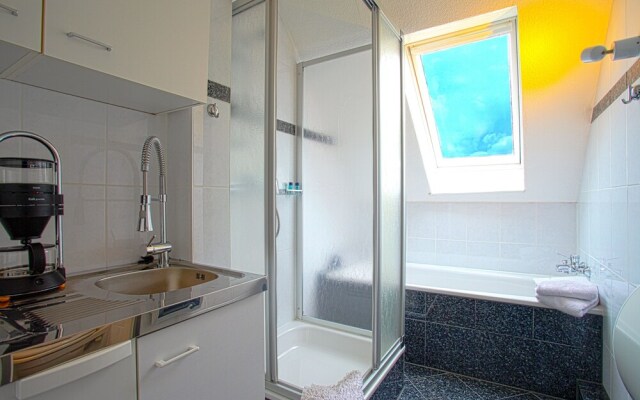 Private Apartment Siemensstraße