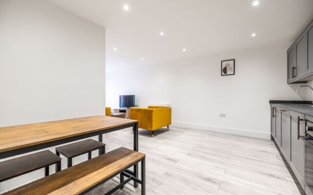 Impeccable 1-bed Apartment in Camberley