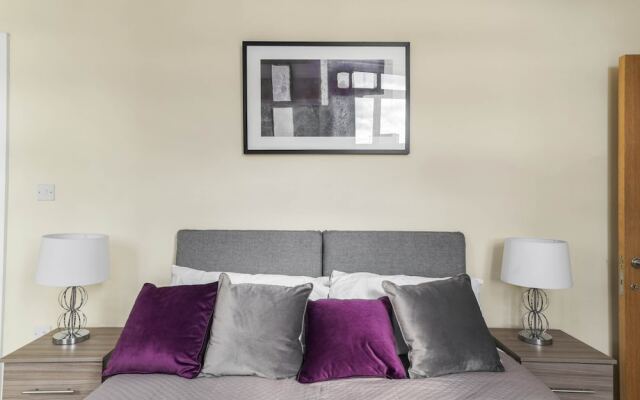 Luxury 2 Bedroom Apartments with Parking