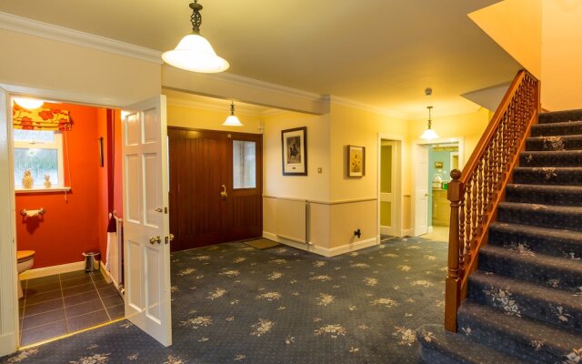 Vicarsford Farmhouse with Hot Tub near St Andrews