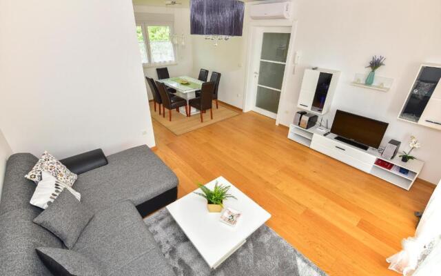 Apartments Evelin