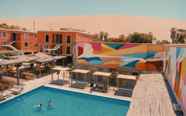 Viajero Huacachina Hostel