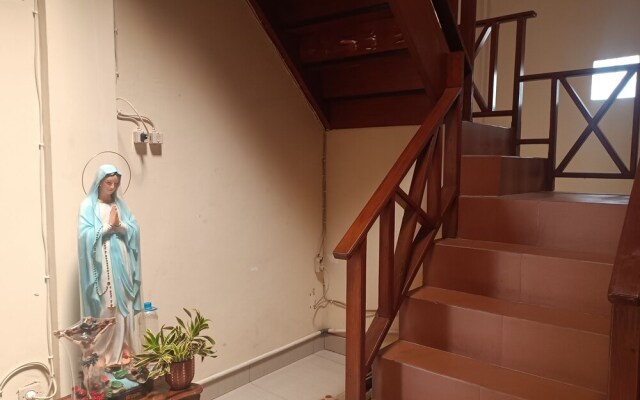 OYO 93303 Lourdes Blessing Hill