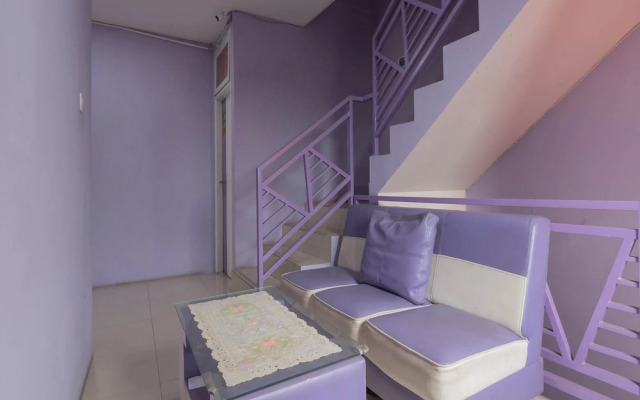 RedDoorz @ Gatot Subroto Street Bandung 3