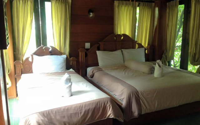 P&P Coffee & Resort Mae Sariang