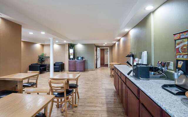 Quality Inn Near Pimlico Racetrack