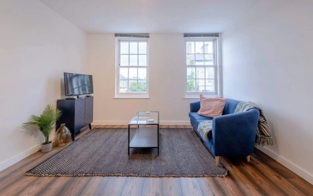 Charming 2 Bedroom in Hackney