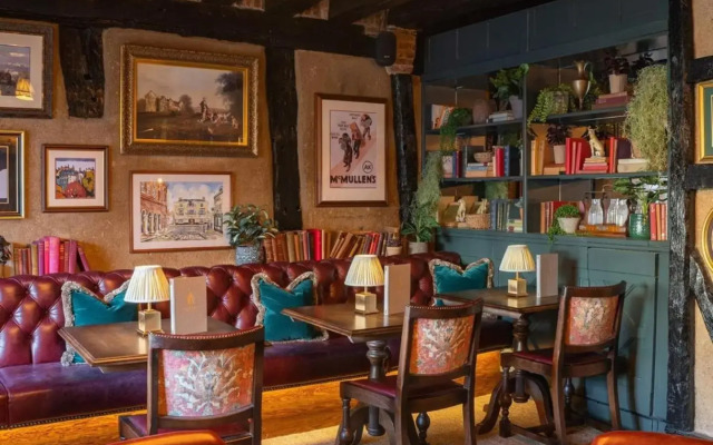 Salisbury Arms Hotel