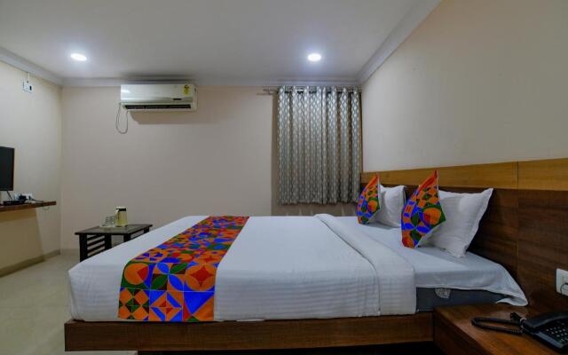Fabhotel Pishori