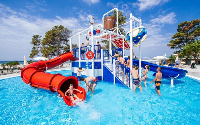 Zaton Holiday Resort Apartments