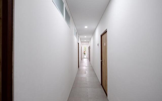 OYO 2298 Jebres House Syariah