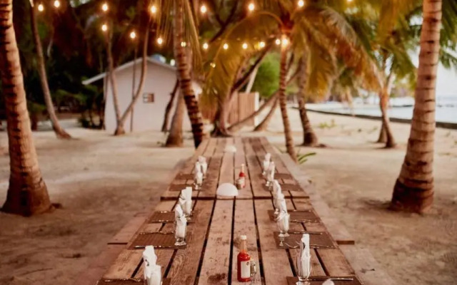 Thatch Caye Resort a Muy'Ono Resort