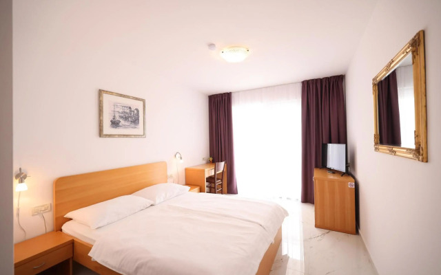 Hotel Lucija