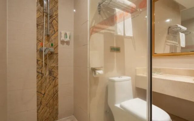 Vienna Hotel (Bolo West Bus Station)