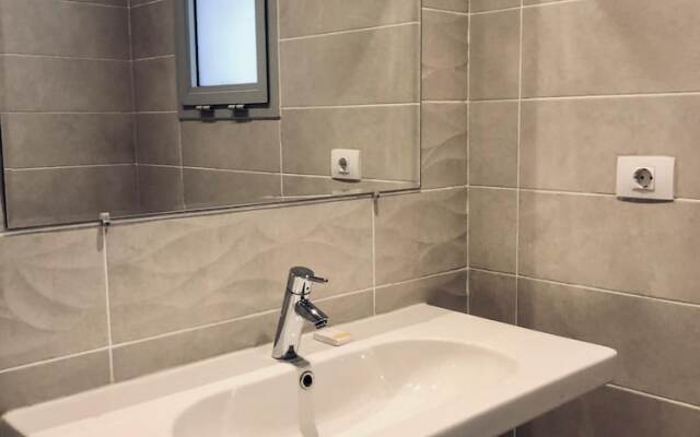 Vesta - Luxury Apt - 3BR - CFC X