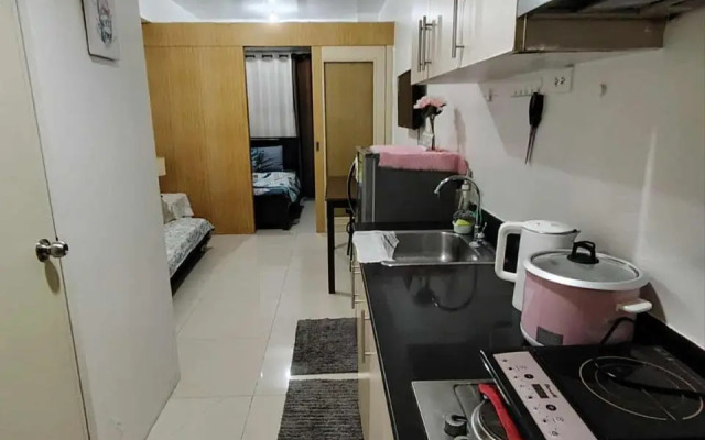 Early Sunrise Condotel at Sea Residences