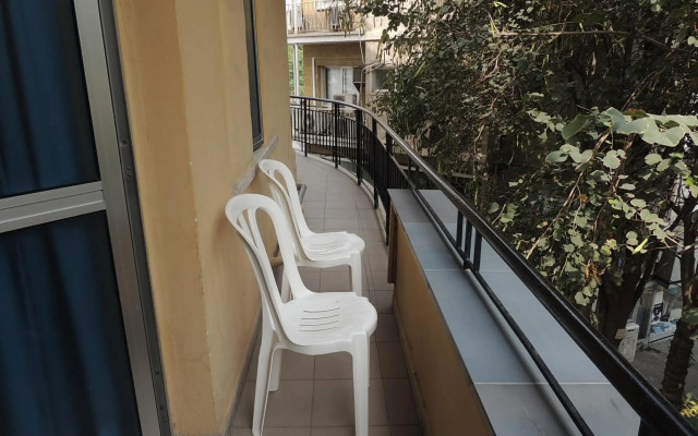 Delphi Hotel