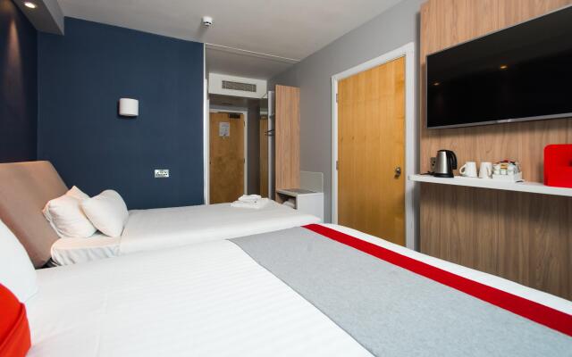 Holiday Inn Express Leeds City Centre Armouries, an IHG Hotel