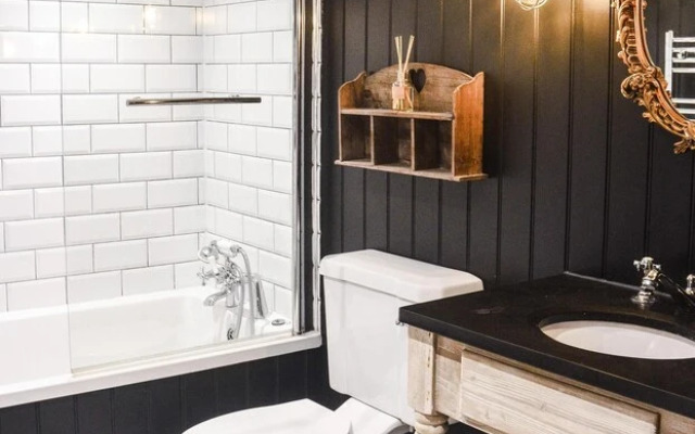 The Threshing Barn at Penrhos Court