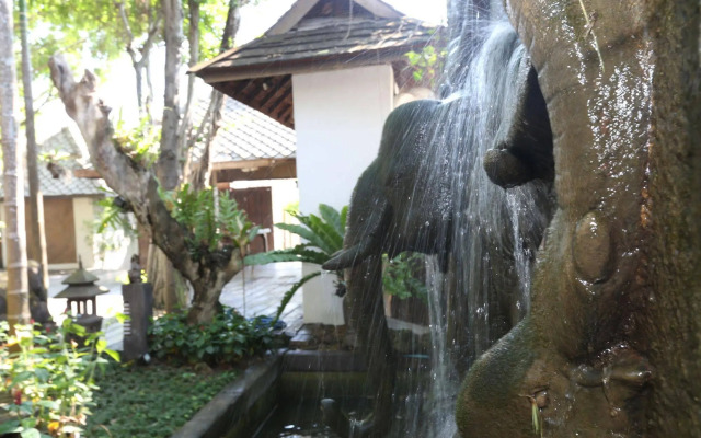 Laan Mai Fai Chang Resort