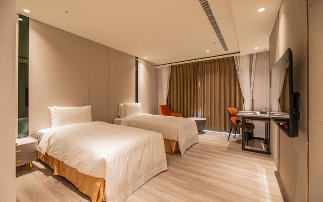 JingIn Hotel