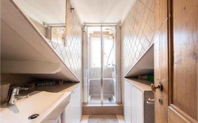 Charming central sunny penthouse