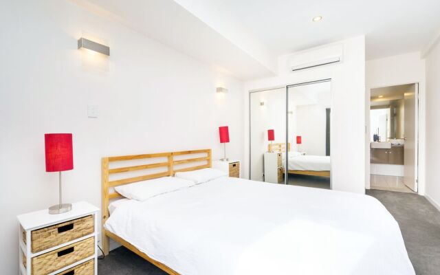 Stylish Modern Ecco Complex
