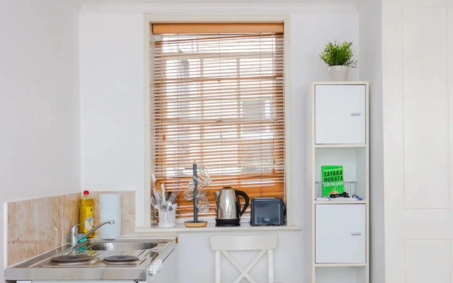 Lovely London Studio Apartment Near Trendy Shoreditch
