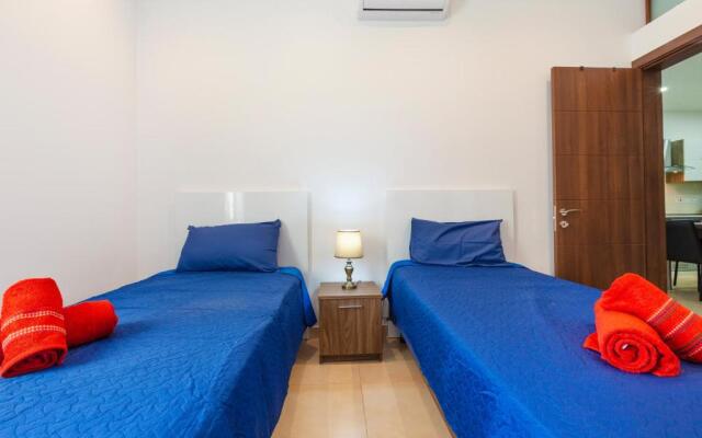 PC3- Centrally Located Apt-Close to University