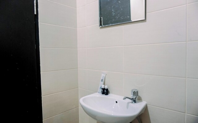 Comfort And Homey 2Br Belmont Residence Puri Apartment