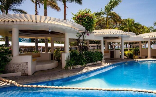 Crusoe Cabins Casobe