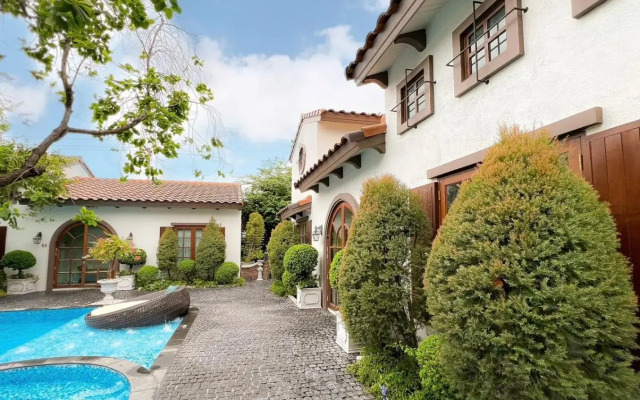 Villa Seville