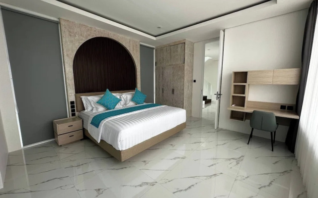 Newly Built "villa Na Bali"