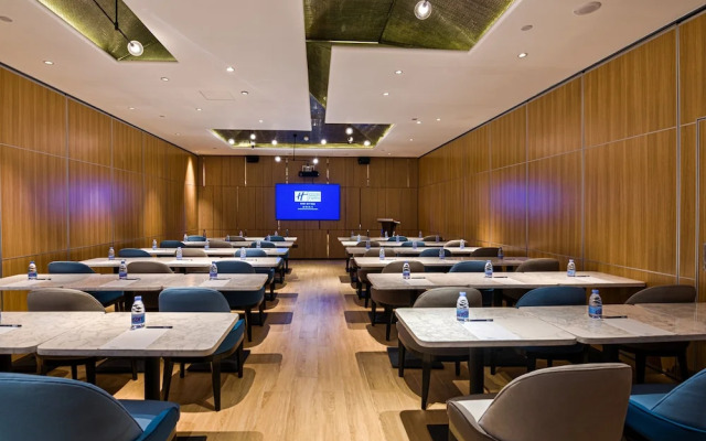 Holiday Inn Express Shenzhen Dongmen