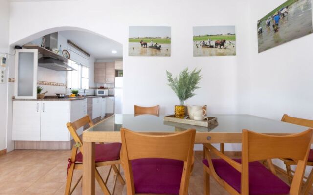 House Angela Deltebre